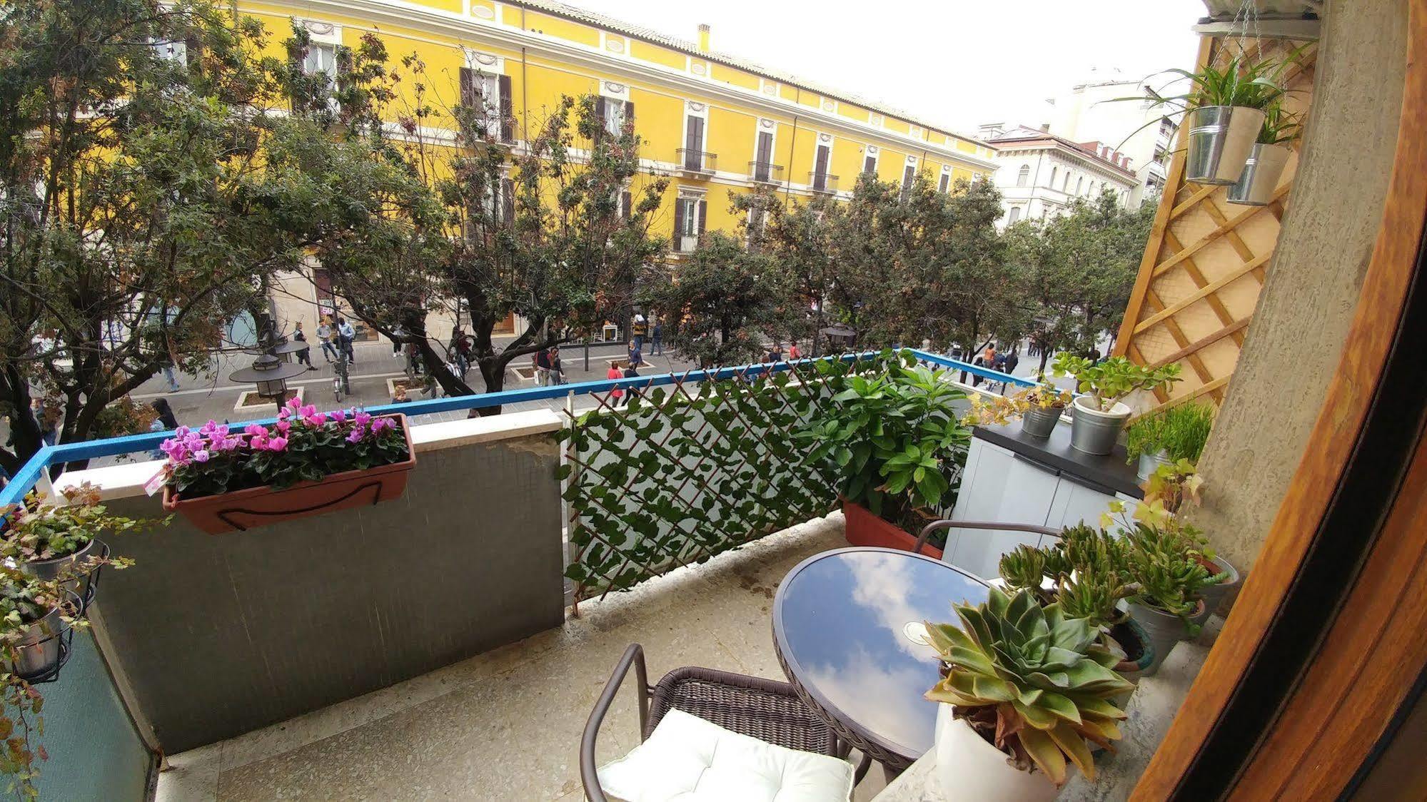 Domus Corso Umberto 18 B&B Pescara Exterior photo